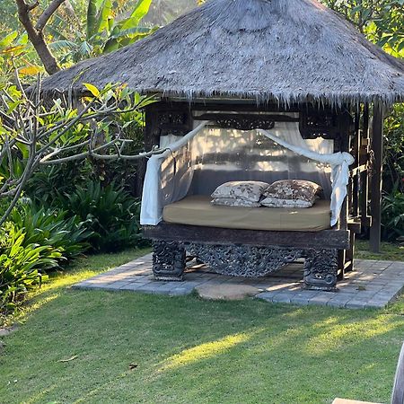 Secret Moon Beach House Jasri Ngoại thất bức ảnh
