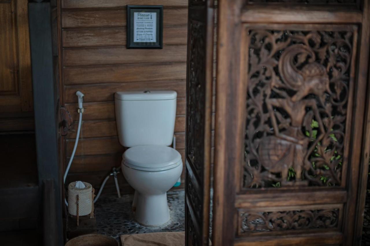 Secret Moon Beach House Jasri Ngoại thất bức ảnh