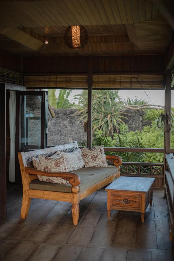 Secret Moon Beach House Jasri Ngoại thất bức ảnh