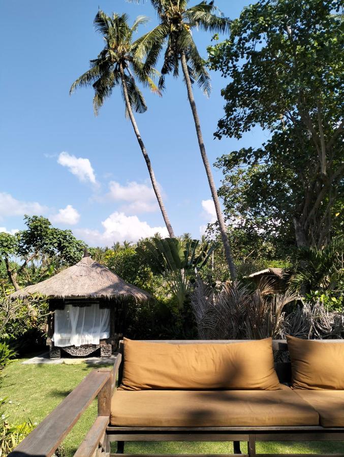 Secret Moon Beach House Jasri Ngoại thất bức ảnh