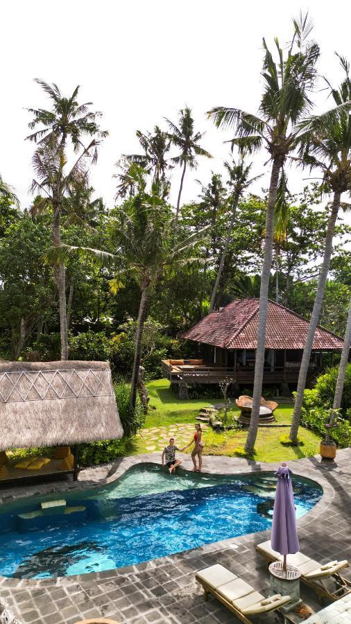 Secret Moon Beach House Jasri Ngoại thất bức ảnh