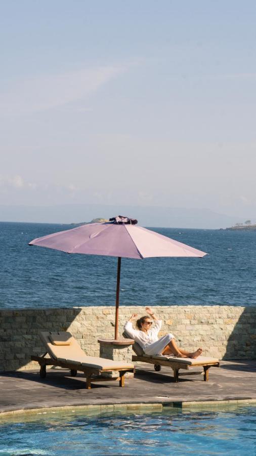 Secret Moon Beach House Jasri Ngoại thất bức ảnh