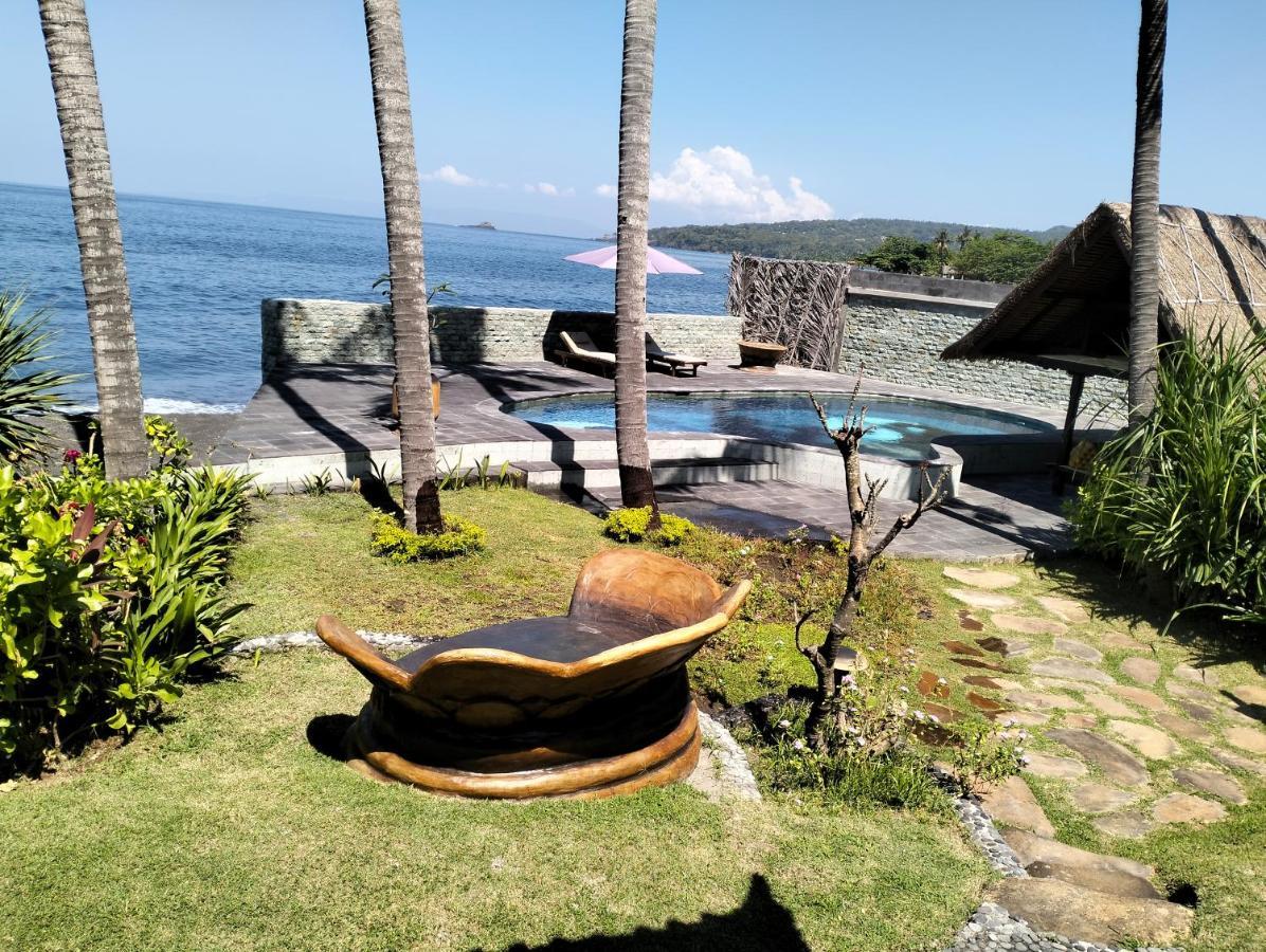 Secret Moon Beach House Jasri Ngoại thất bức ảnh
