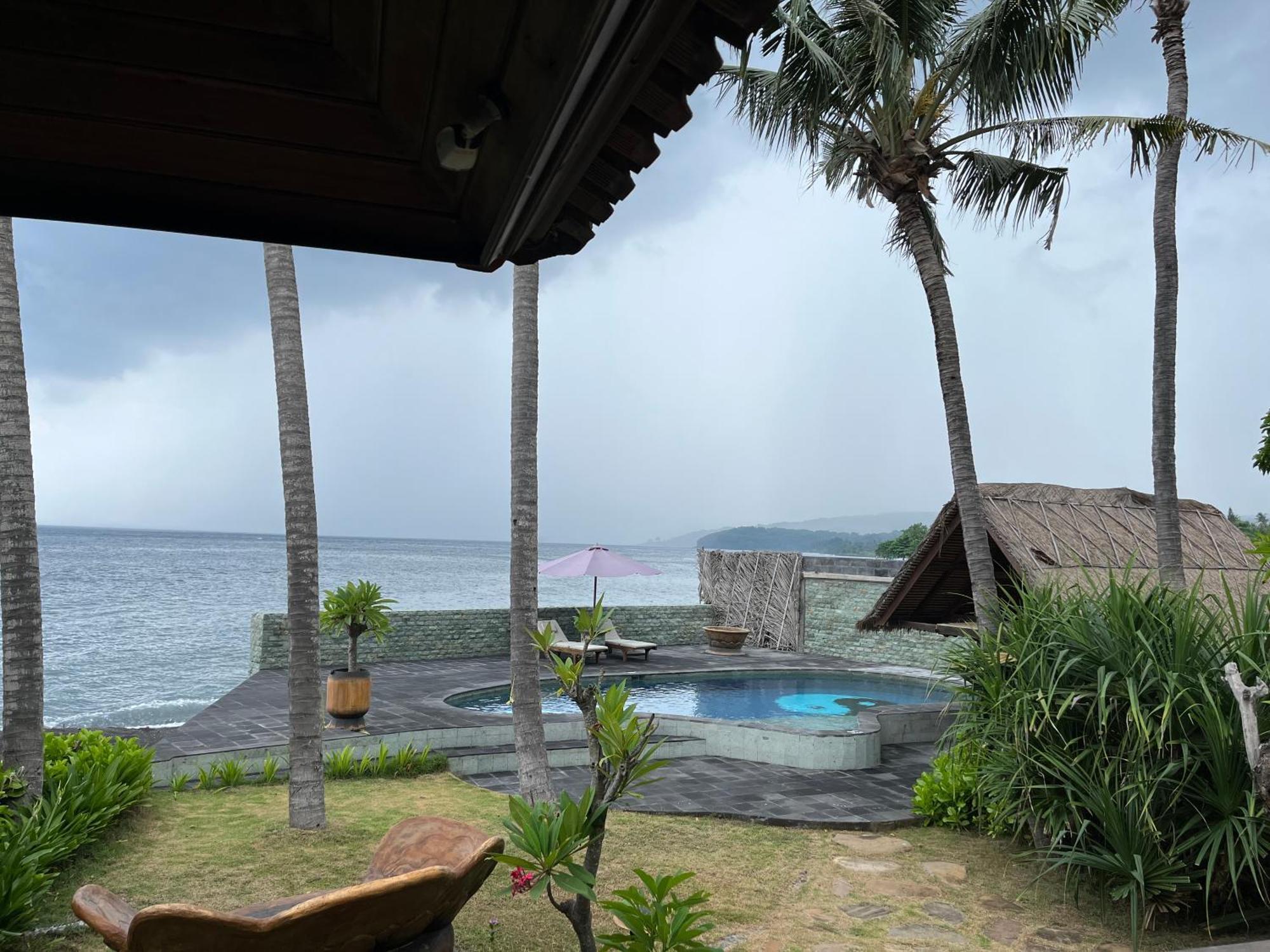 Secret Moon Beach House Jasri Ngoại thất bức ảnh