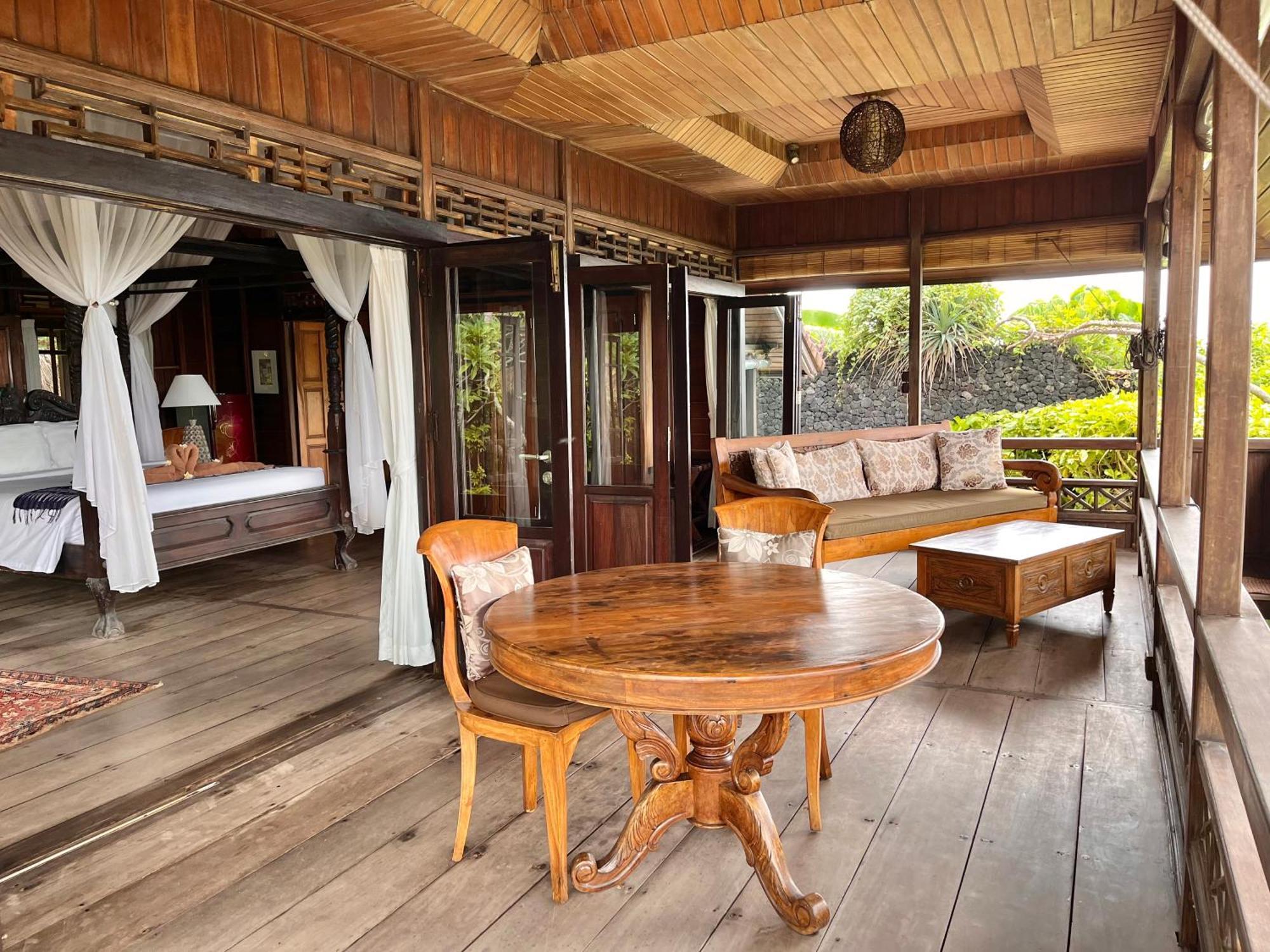 Secret Moon Beach House Jasri Ngoại thất bức ảnh