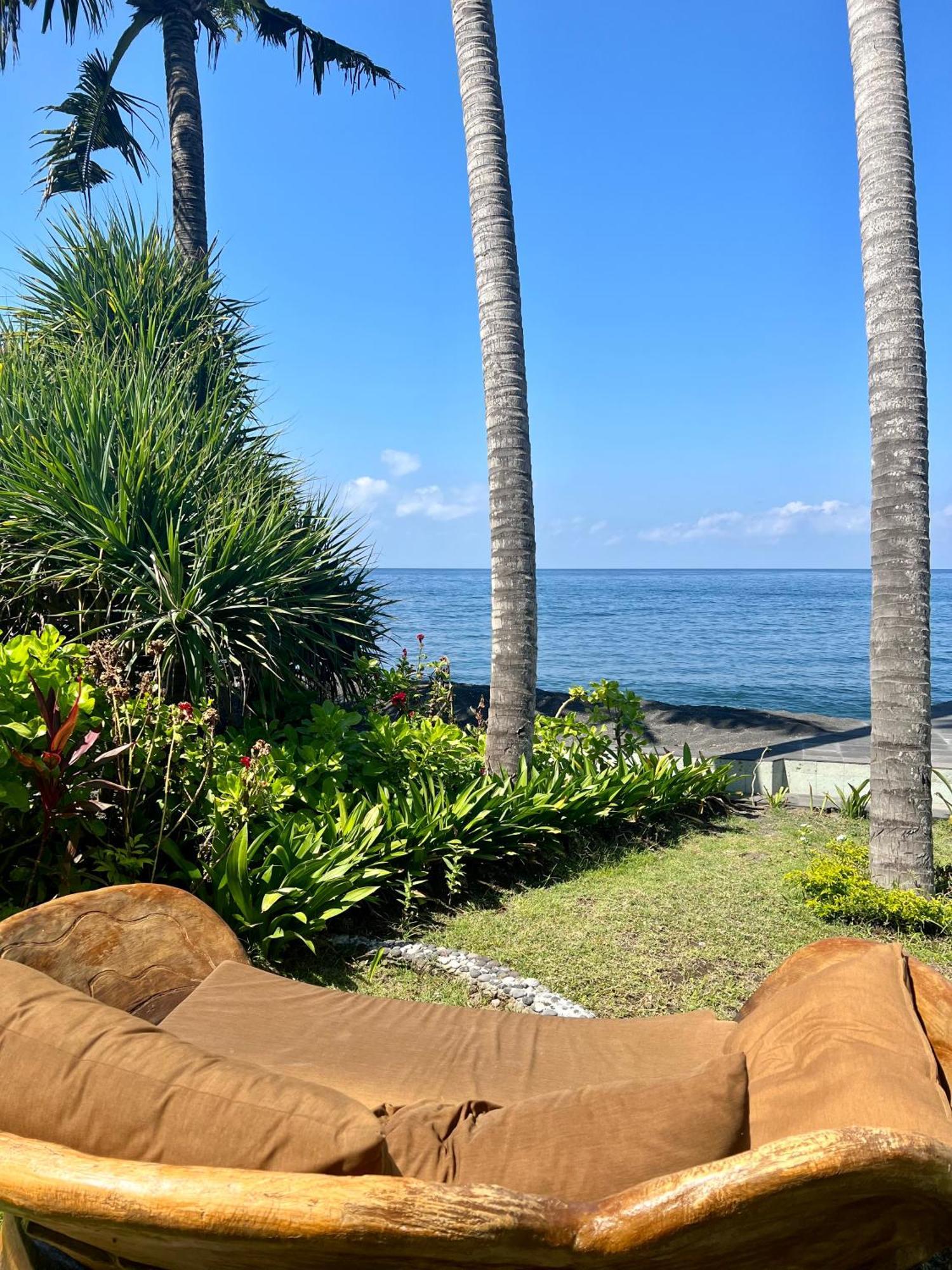 Secret Moon Beach House Jasri Ngoại thất bức ảnh