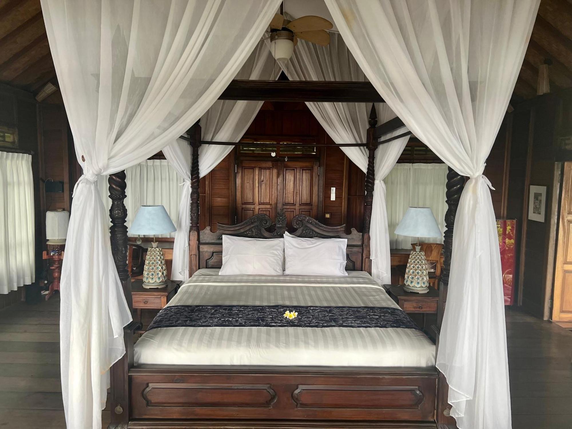 Secret Moon Beach House Jasri Ngoại thất bức ảnh