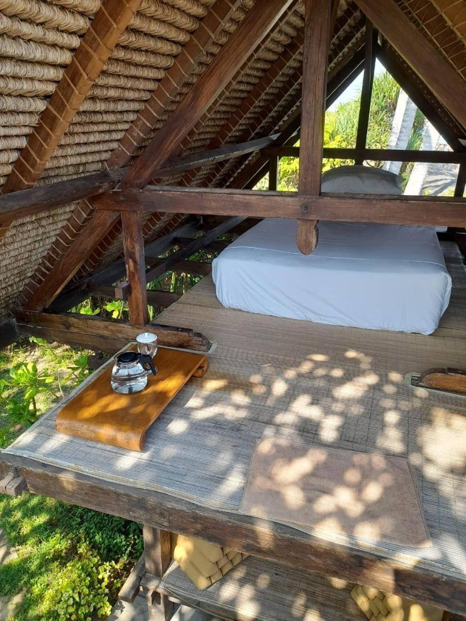 Secret Moon Beach House Jasri Ngoại thất bức ảnh